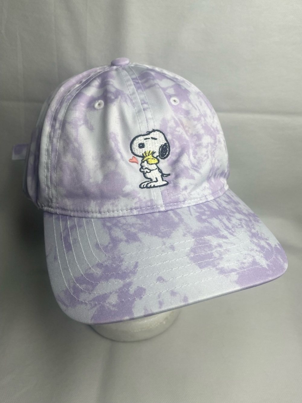 Official Peanuts Snoopy & Woodstock Hug It Out Heart Hat OSFA Purple Tie Dye Cap